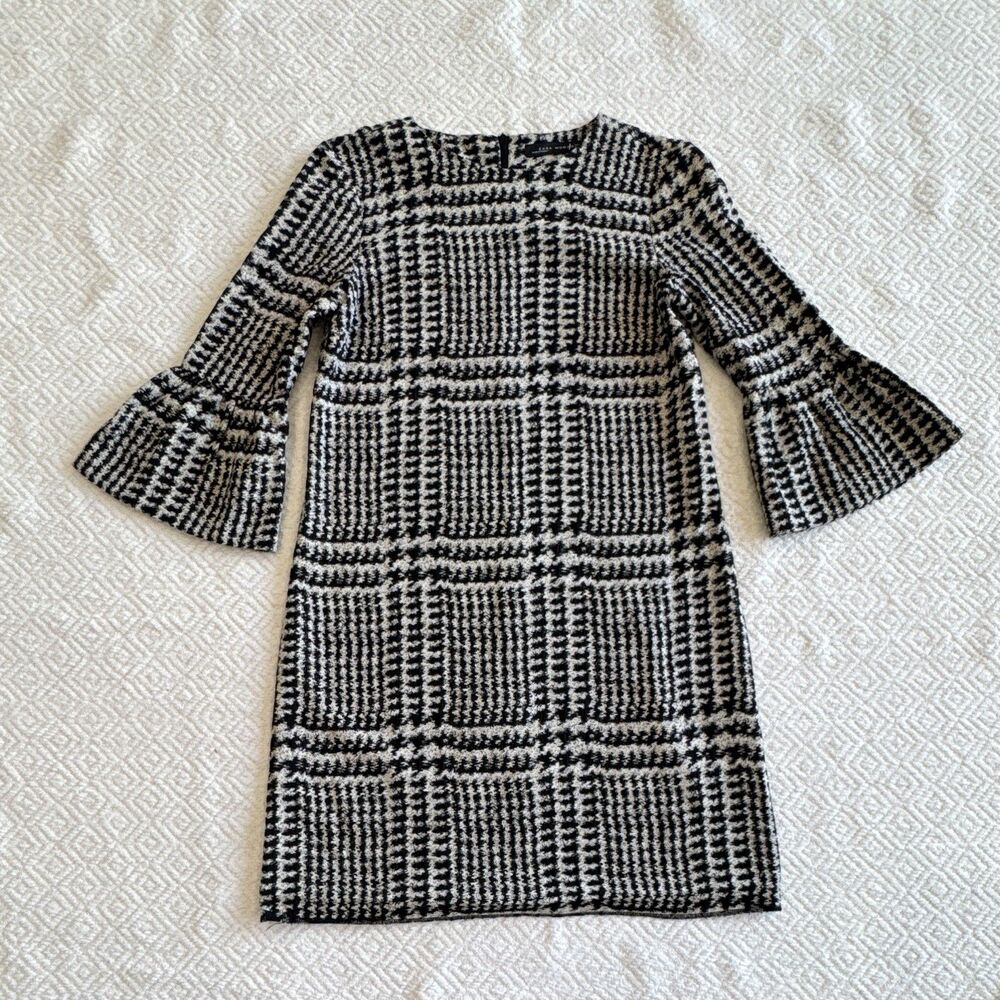 Zara Woman Plaid Knit Shift Mini Dress Bell Sleeves Zip Ruffle XS Black White